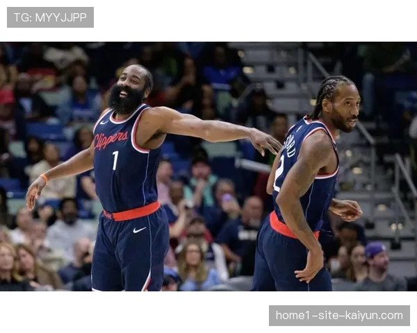 加兰与伦纳德搭档效果获肯定 快船后场新核组织能力弥补哈登空缺